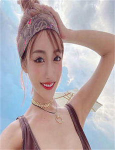 红玫瑰黑玫瑰在线观看